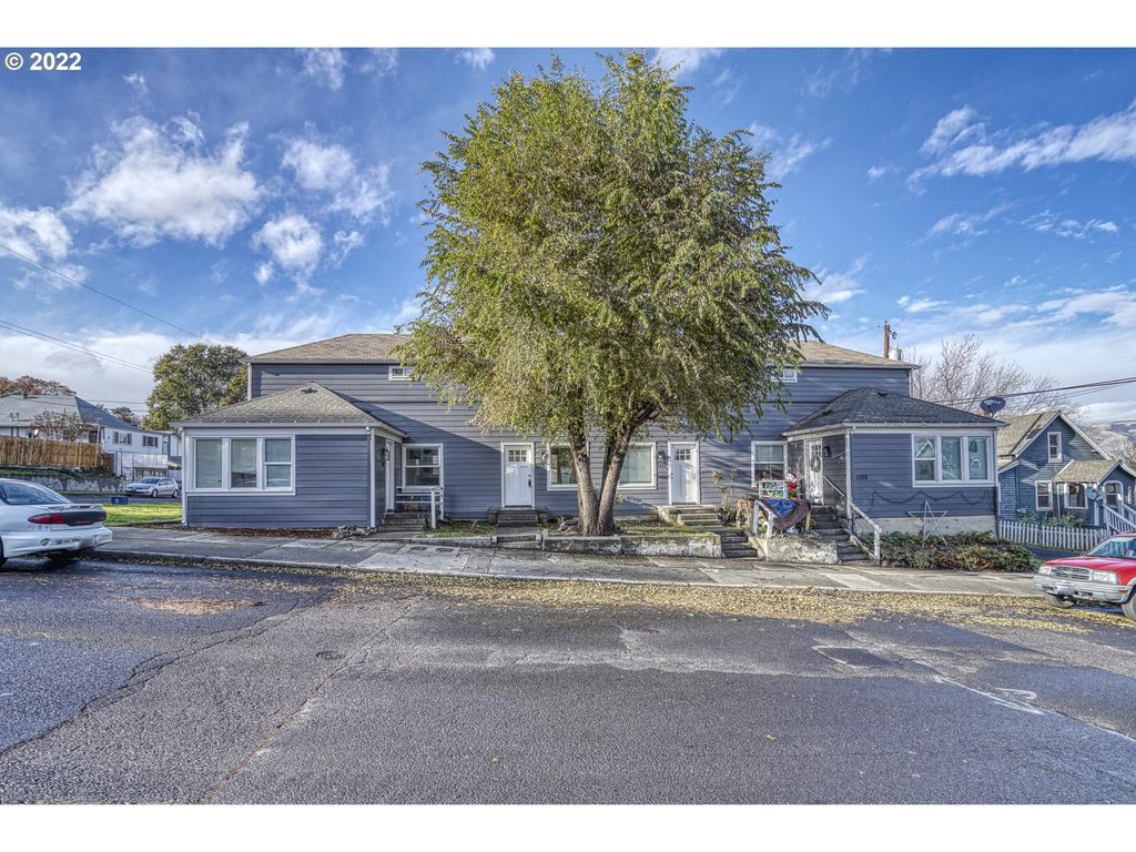1109 Lincoln St, The Dalles, OR 97058