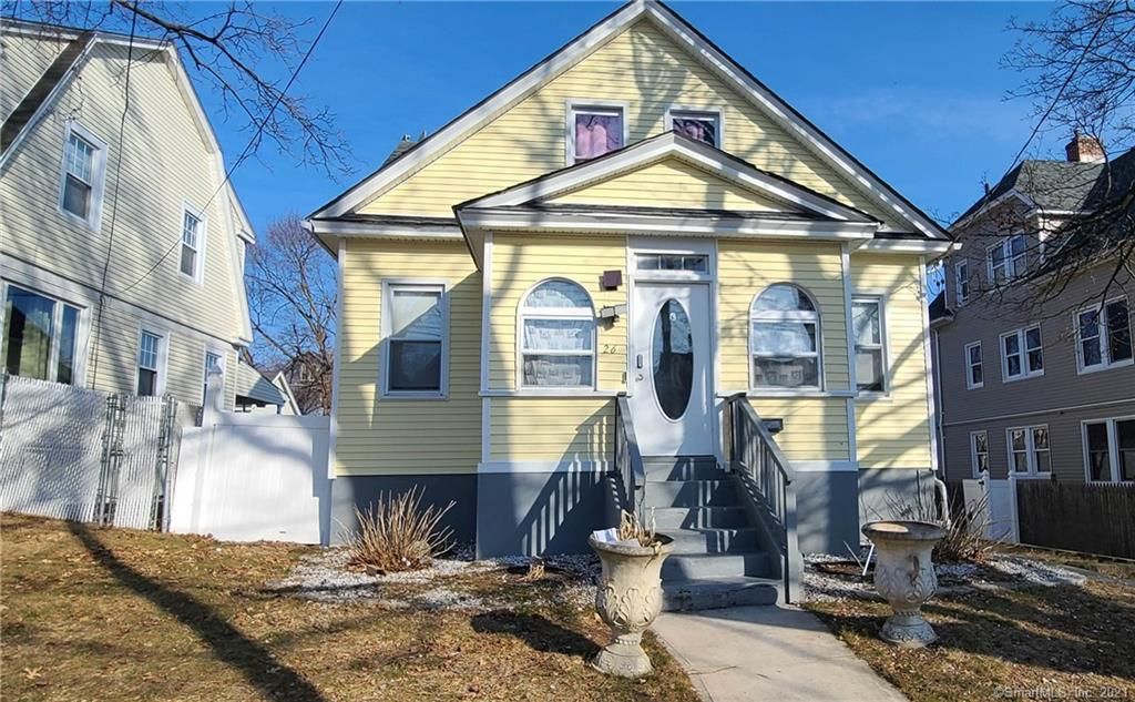 26 Freeman St, Hartford, CT 06114