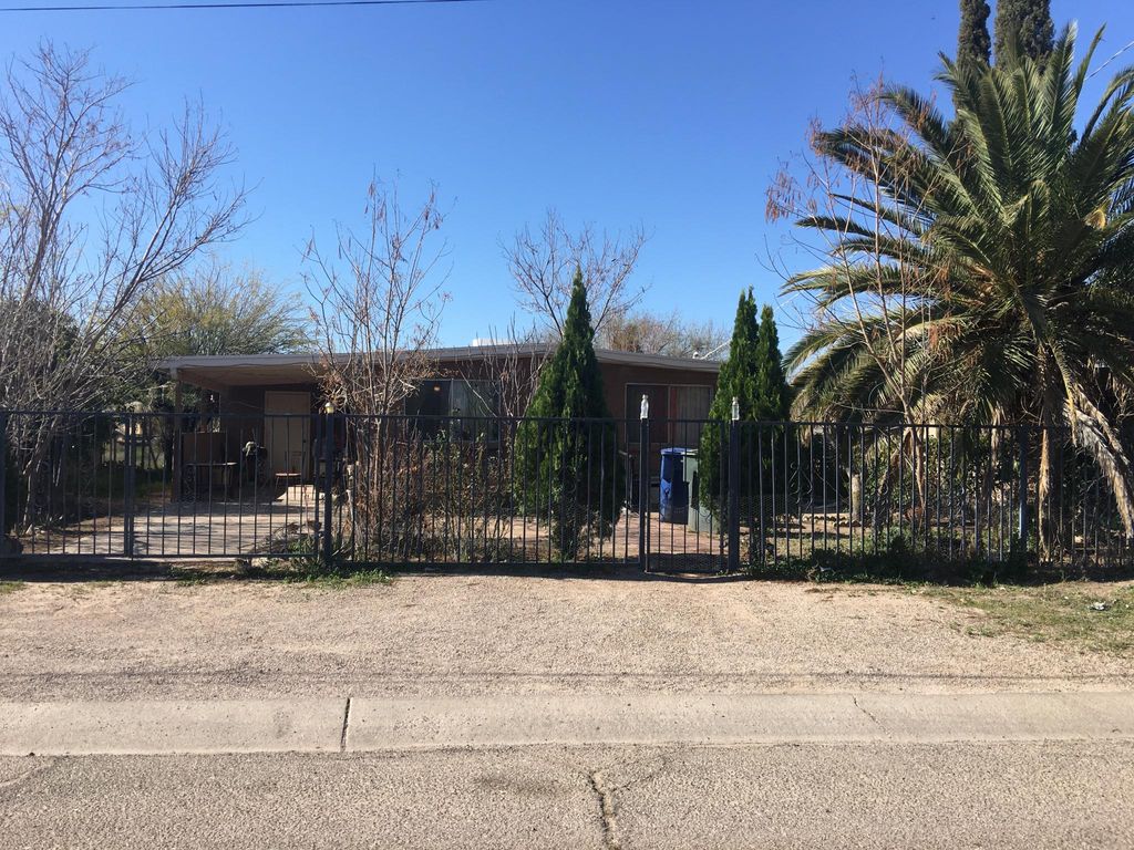 1457 W Riverview Blvd, Tucson, AZ 85745