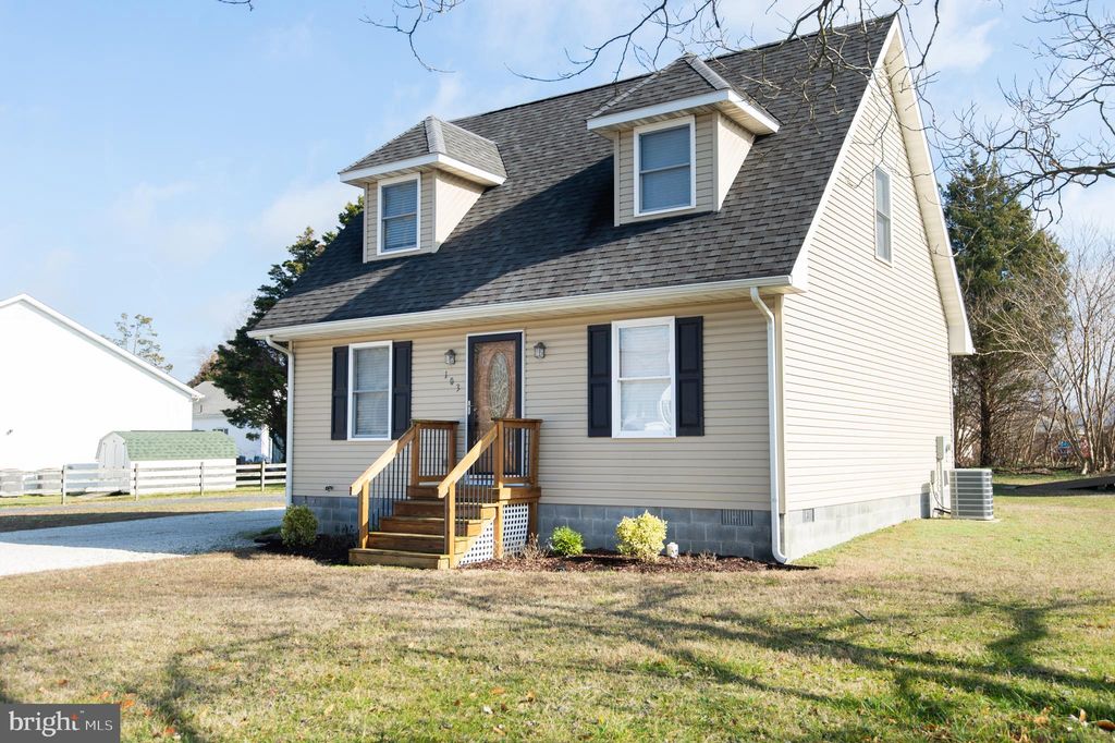 103 Academy St, Secretary, MD 21664