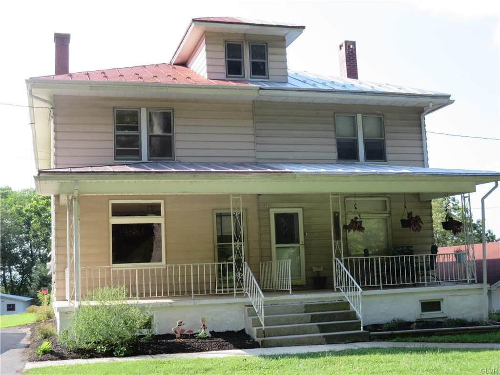 275 Poplar St, Fleetwood, PA 19522