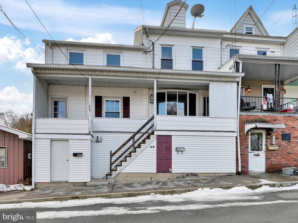 451 Church St #449, Minersville, PA 17954
