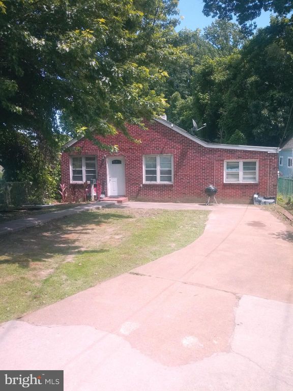 900 East Ave, New Castle, DE 19720