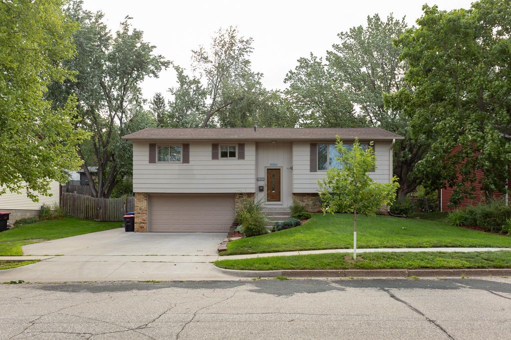 1737 Reichert Ave, Red Wing, MN 55066