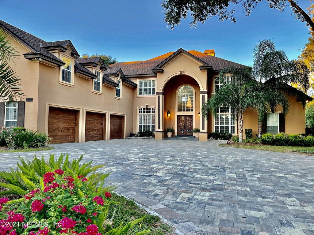 13027 Biggin Church Rd S, Jacksonville, FL 32224