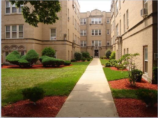 810 Forest Ave, Evanston, IL 60202