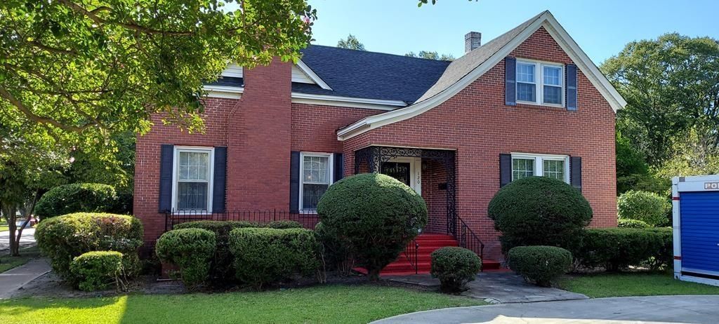 120 S Calhoun St, Dublin, GA 31021