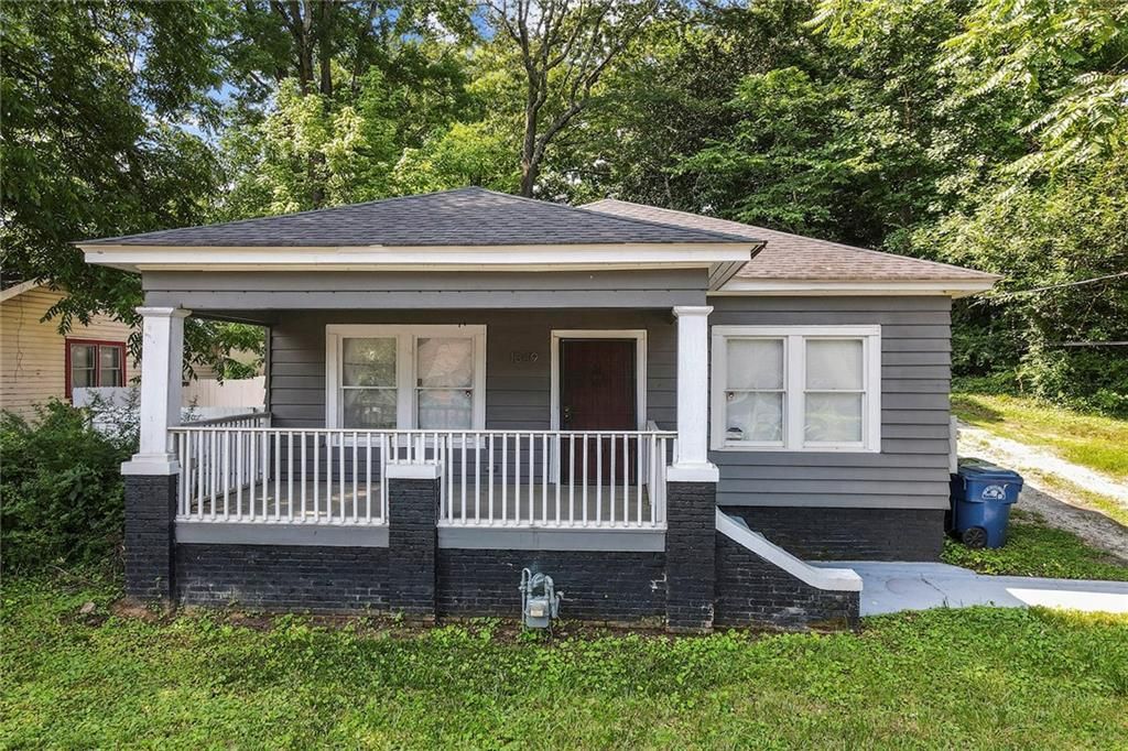 1349 Memorial Dr SE, Atlanta, GA 30317