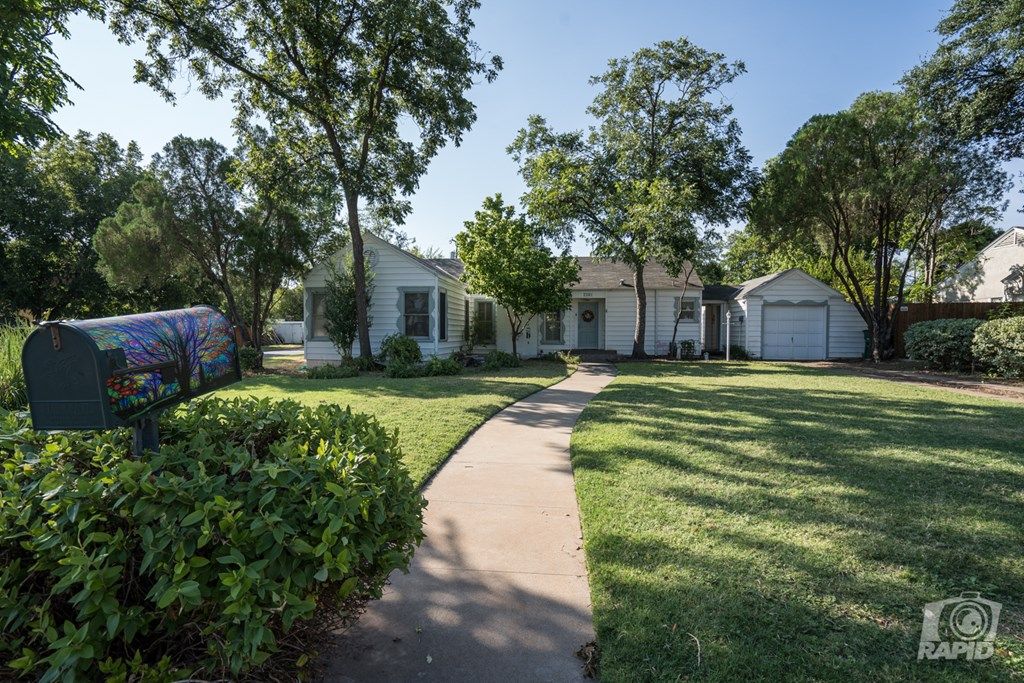 2201 W Avenue J, San Angelo, TX 3 Bed, 2 Bath SingleFamily Home 46