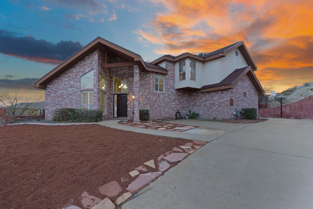 3200 Mountain Walk Dr, El Paso, TX 79904 Trulia