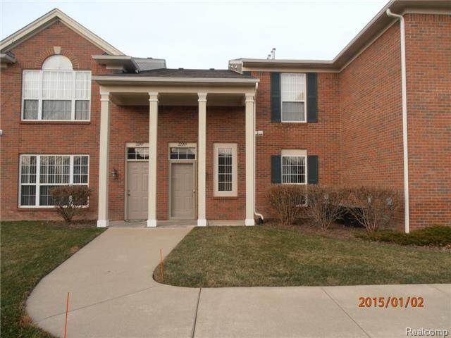22209 Chesapeake Cir, Commerce Twp, MI 48390