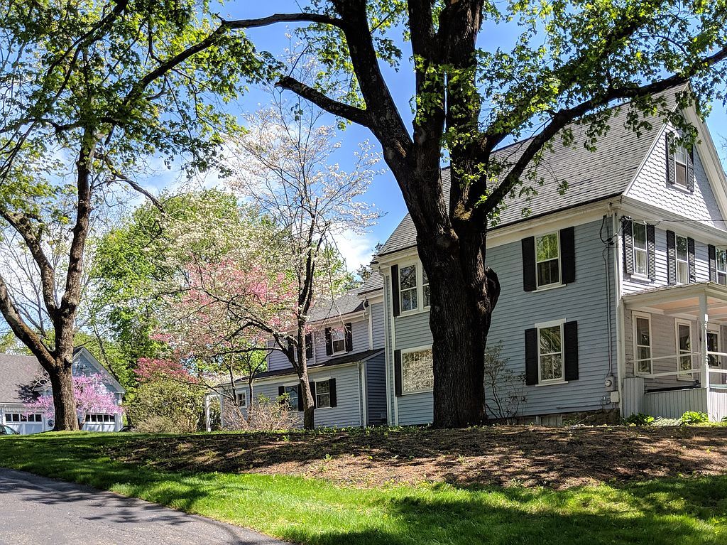 127 Western Ave, Sherborn, MA 4 Bed, 3 Bath SingleFamily Home 47