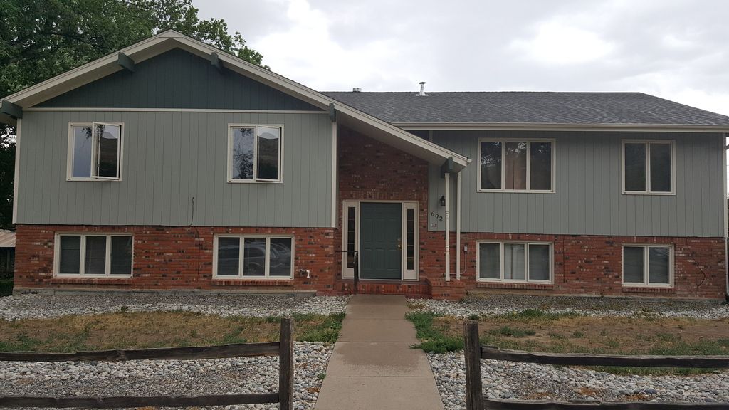 602 Pike Ave, Canon City, CO 81212