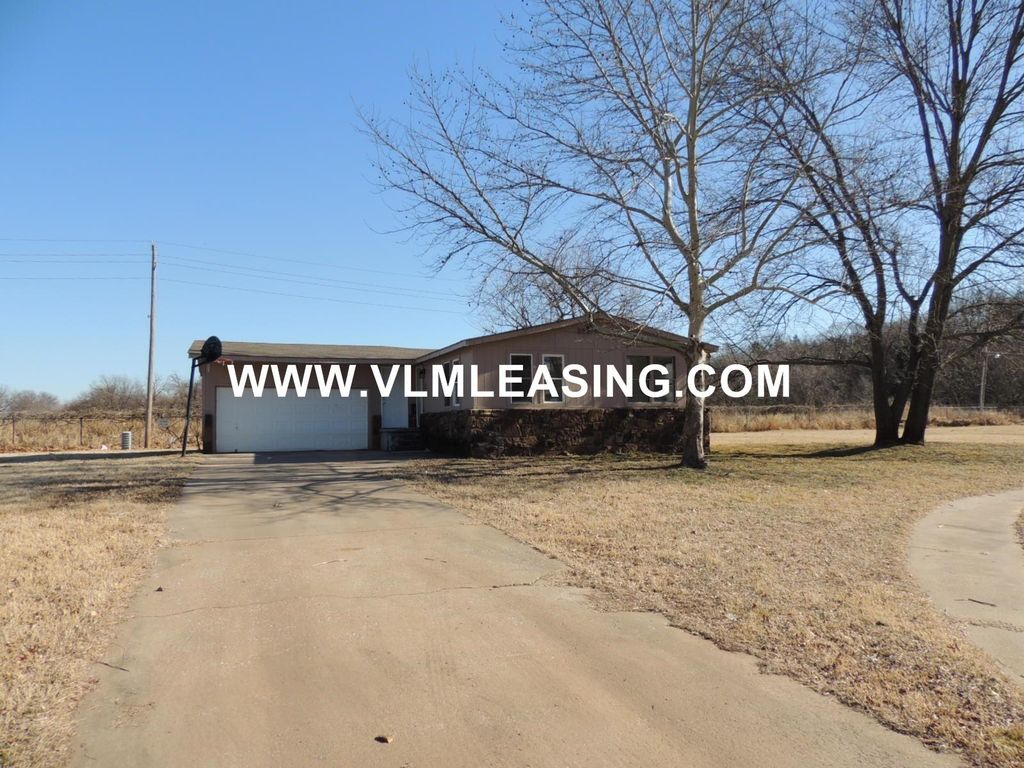 2901 S Maple Dr, Sand Springs, OK 3 Bed, 2 Bath SingleFamily Home