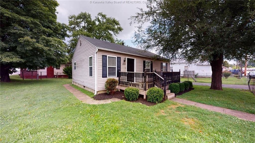 323 18th St, Kenova, WV 25530 | MLS# 248306 | Trulia