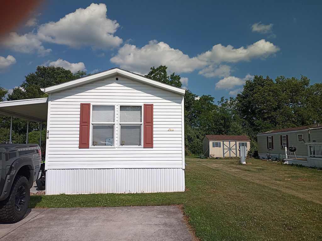 216 Rim Rd, Elizabethtown, PA 17022