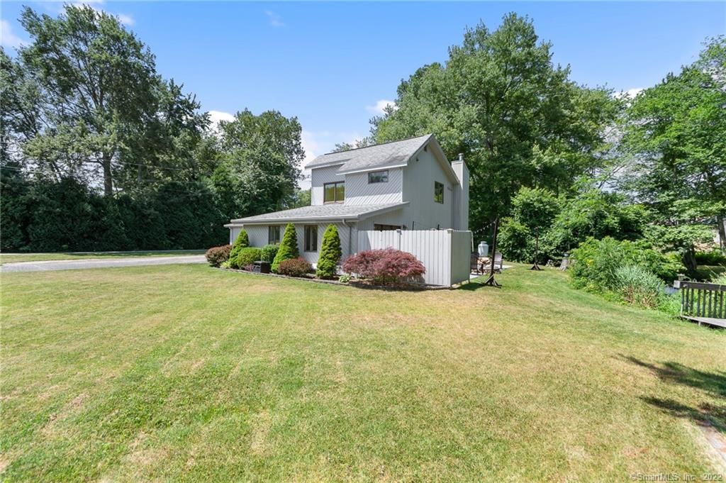 10 Herster Dr, Niantic, CT 06357 Trulia