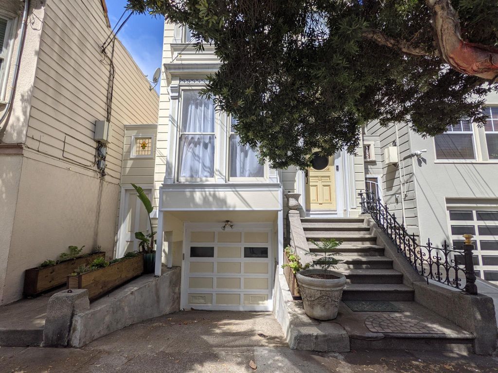 334 San Carlos St, San Francisco, CA 94110
