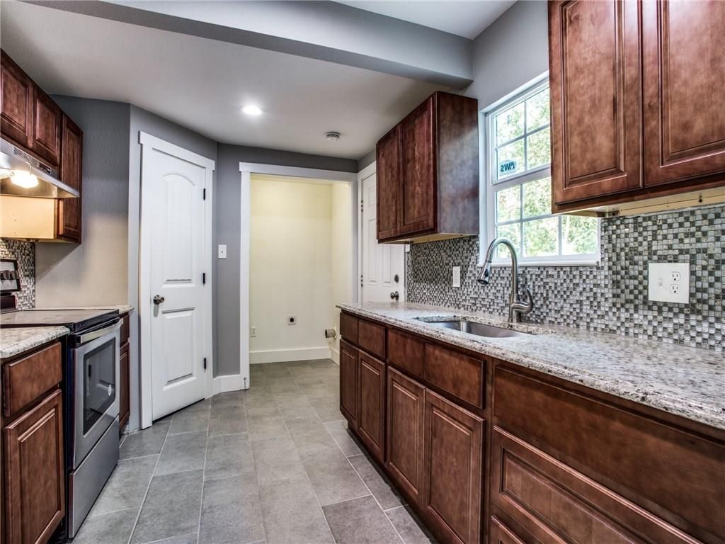 2239 Fordham Rd, Dallas, TX 4 Bed, 2 Bath SingleFamily Home 15