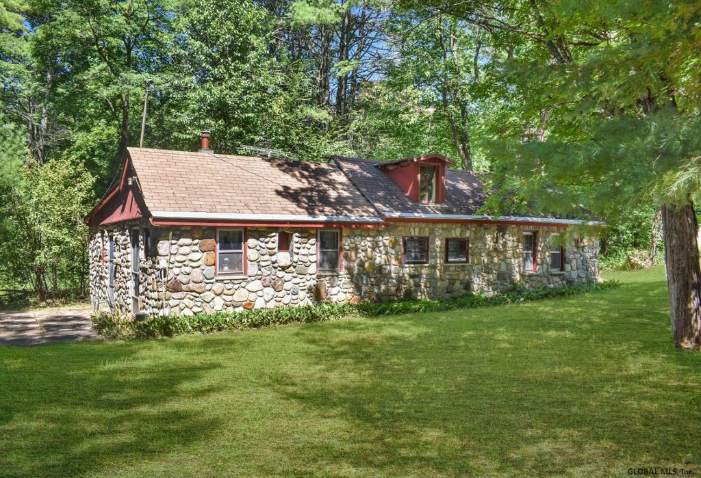 115 Atateka Dr, Chestertown, NY 12817 3 Bed, 1 Bath SingleFamily