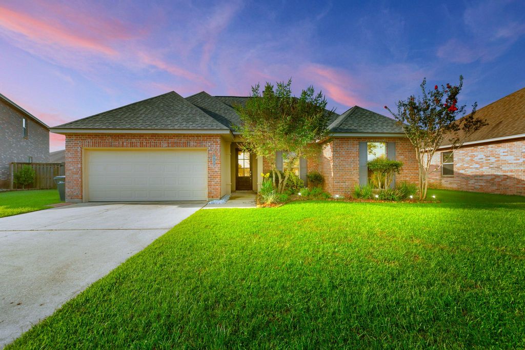 407 Spanish Moss Ln, Broussard, LA 70518 Trulia