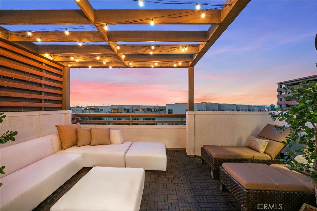 1651 Topanga, Costa Mesa, CA 92627