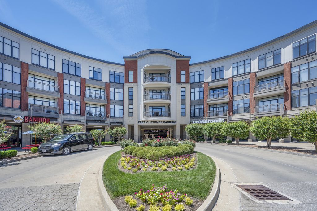 535 S Upper St #216, Lexington, KY 40508