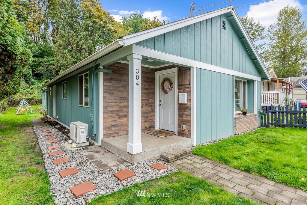 304 Harris St, Kelso, WA 98626