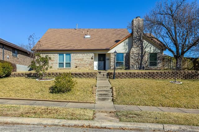 3801 Purcell Dr, Garland, TX 75040