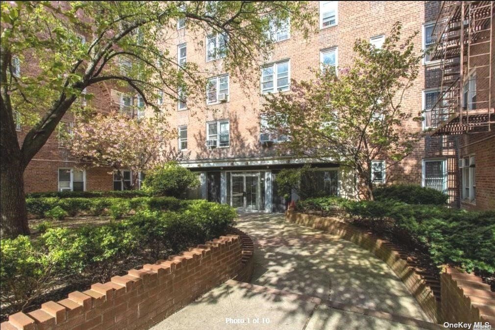 62-59 108th Street UNIT 4R, Queens, NY 11375