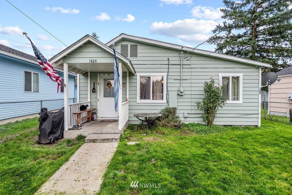 1424 Ross Ave, Kelso, WA 98626