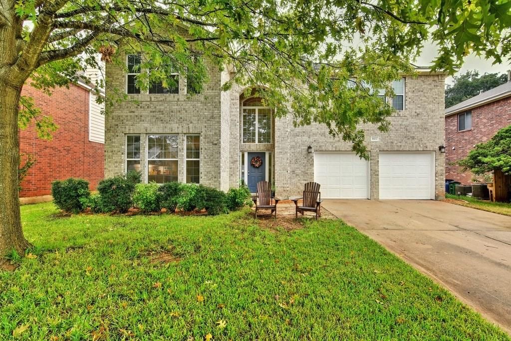 8102 Ganttcrest Dr, Austin, TX 78749