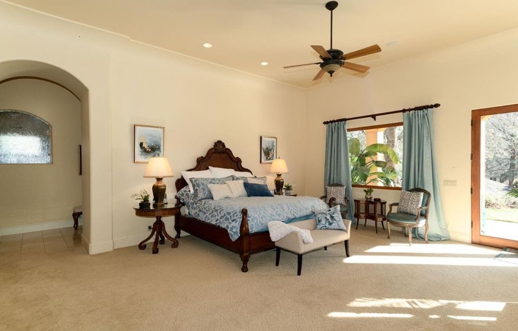 8250 Autumn Glen Ct, Loomis, CA 95650 - 5 Bed, 7 Bath Single-Family