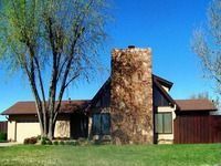 1424 Ash St, Grove, OK 74344