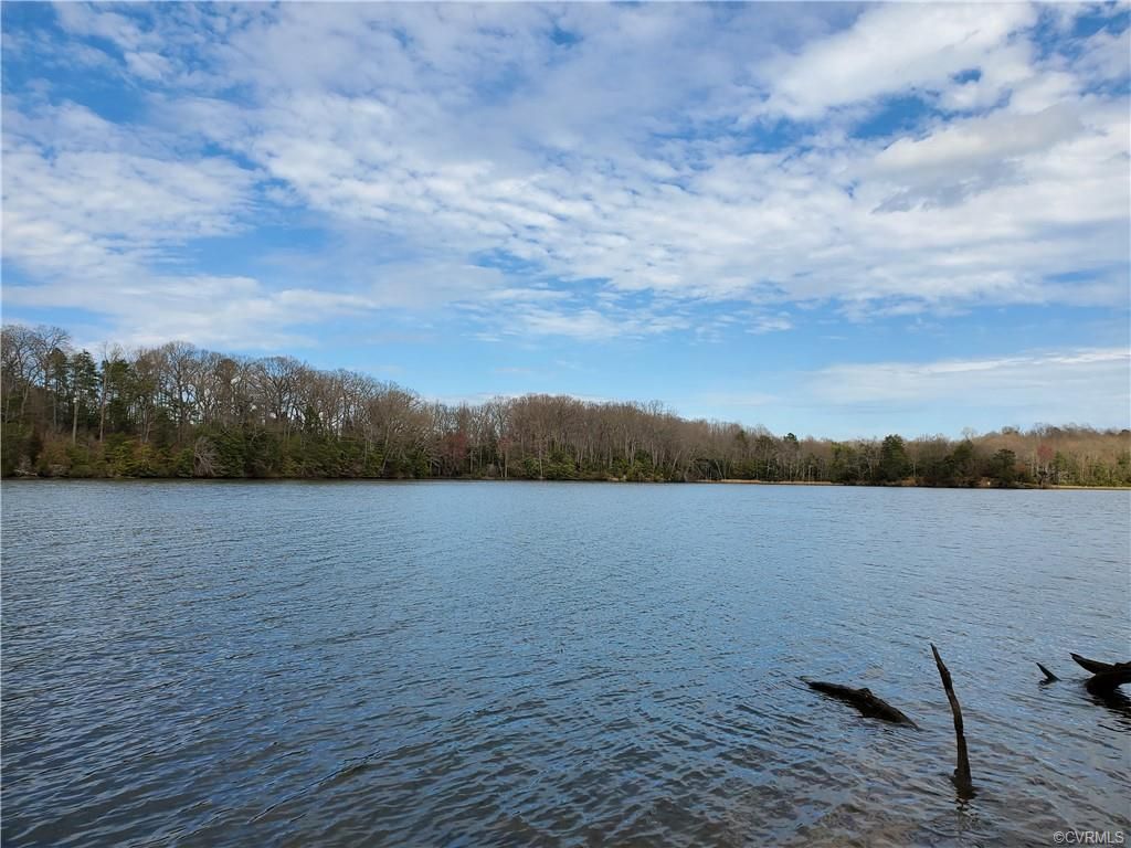 9 Greenpoint Lndg, Montross, VA 22520 Trulia