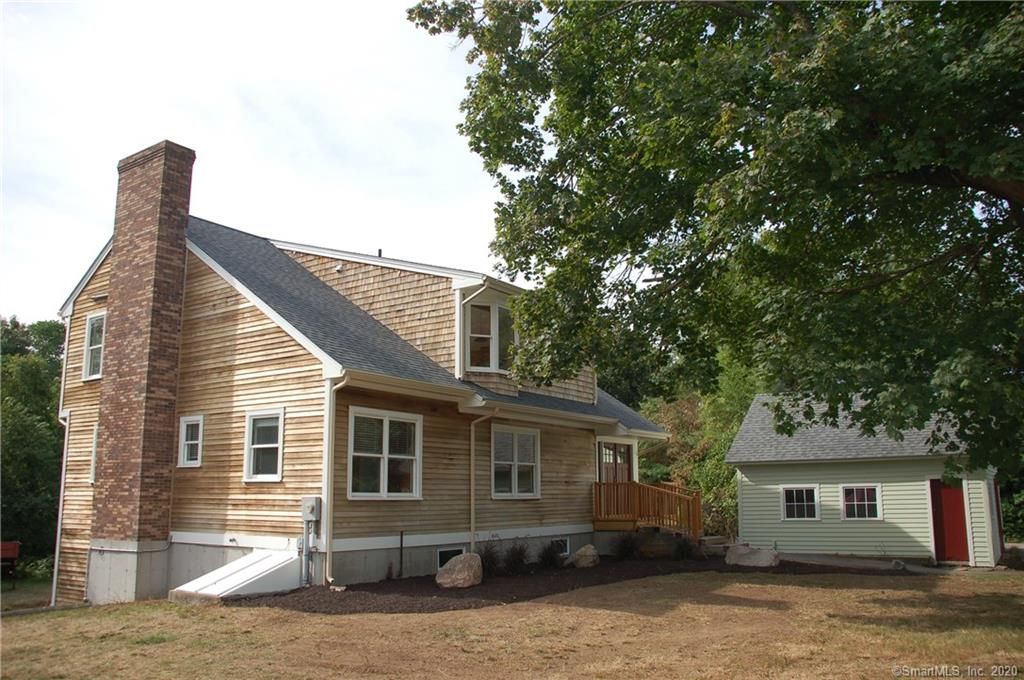 10 Bruggeman Ct, Mystic, CT 06355