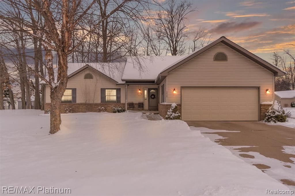 2409 Chestnut Bnd, Howell, MI 48855 Trulia