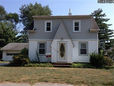 536 Franklin Ave, Amherst, OH 44001
