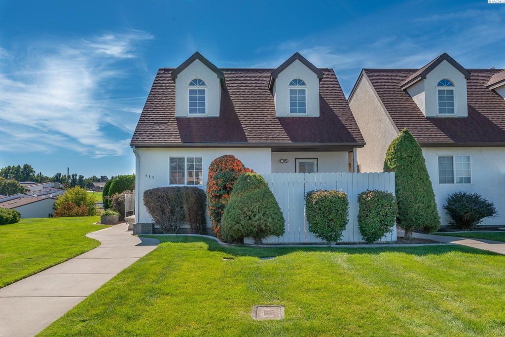435 Nicklaus Ct, Richland, WA 99352