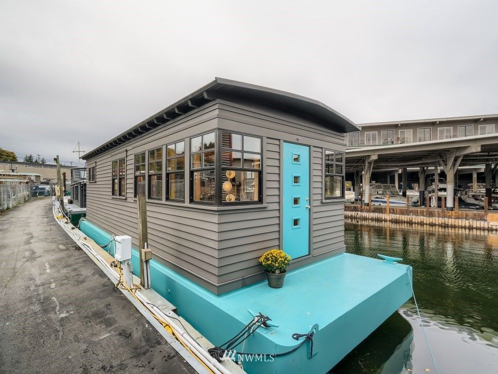 1080 W Ewing St #W6, Seattle, WA 98119