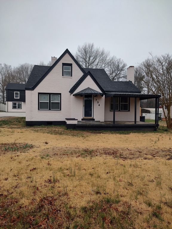 734 Burlington Ave #1, Gibsonville, NC 27249
