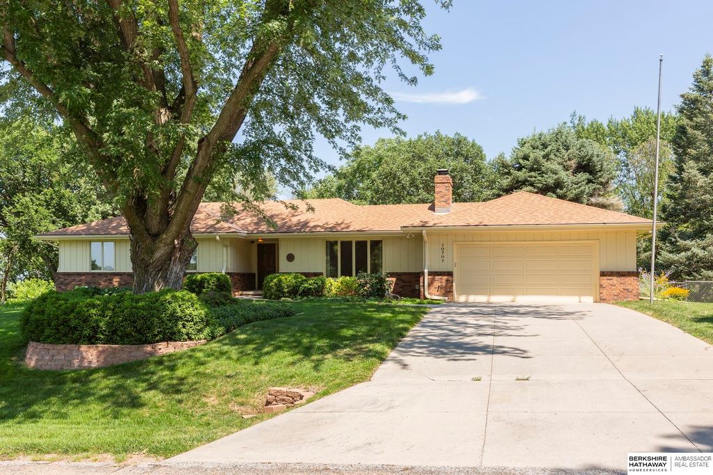 10707 N 50th St, Omaha, NE 68152 Trulia