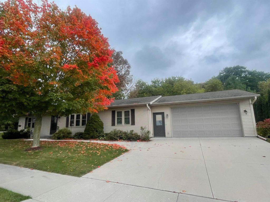 107 Gebhart Ave, Kiel, WI 53042 Trulia