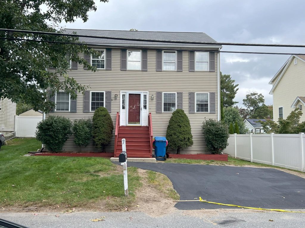 1 Wheatland St, Burlington, MA 01803 3 Bedroom House for $4,100