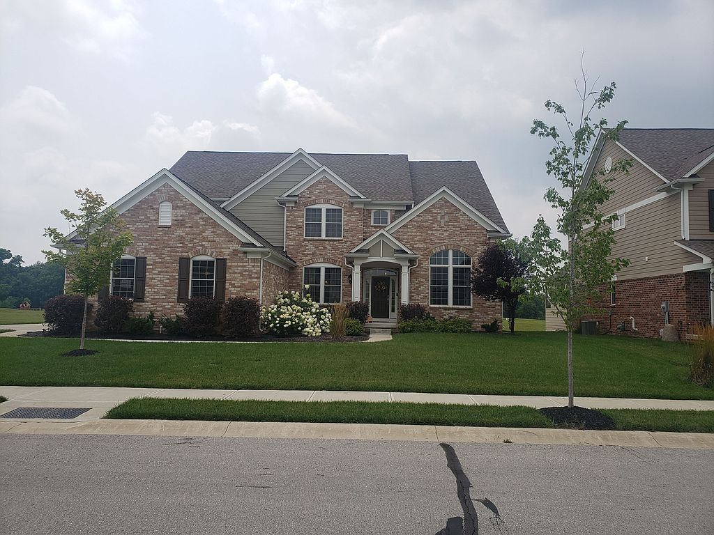 9924 Kings Horse Way, Fishers, IN 46040