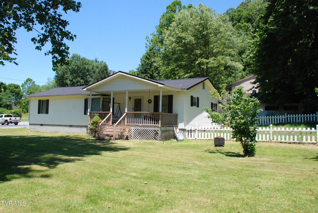 406 Fritz St, Damascus, VA 24236 MLS 9968014 Trulia