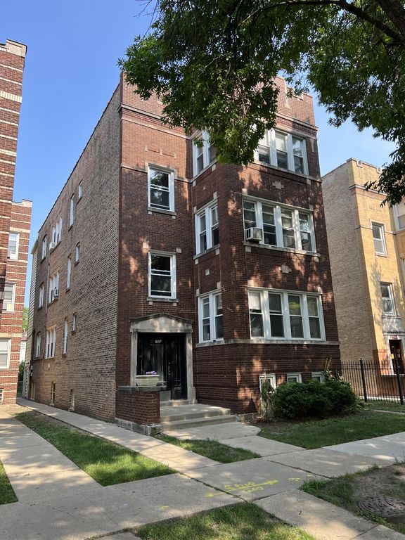 4127 N Central Park Ave, Chicago, IL 60618