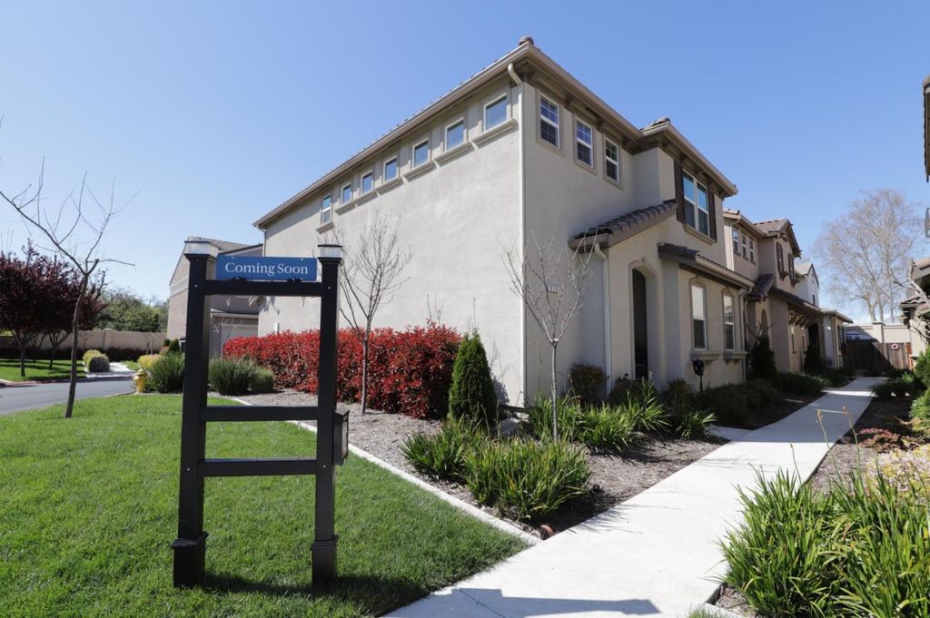 215 Lusitano Way, Gilroy, CA 95020 Trulia