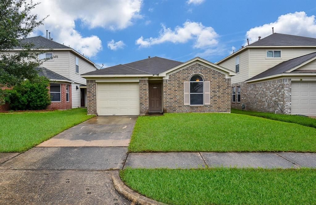1422 Seafield Dr, Channelview, TX 77530
