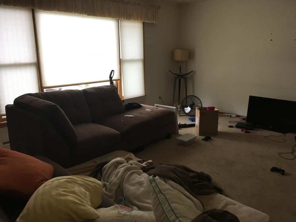 60 Raphael Rd, Totowa, NJ - 4 Bed, 2.5 Bath Single-Family Home - 4